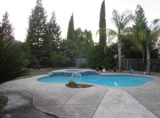 210 Lyman Cir, Sacramento, CA