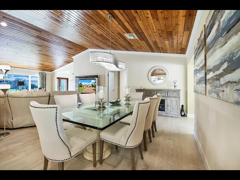 451 N Lyra Cir — Photo 8