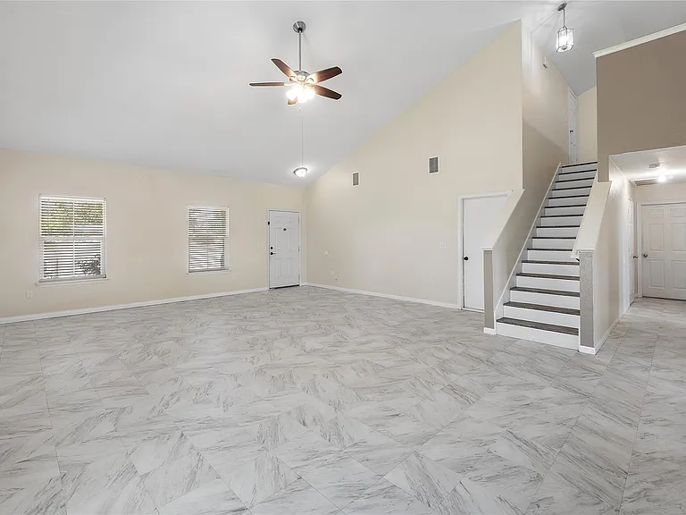 18436 Weatherby Ln — Photo 7