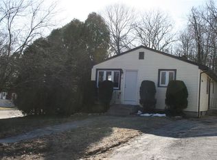 15 Johnson Ave, Johnston, RI 02919