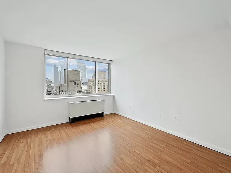 57 W 38th St #7 — Photo 5