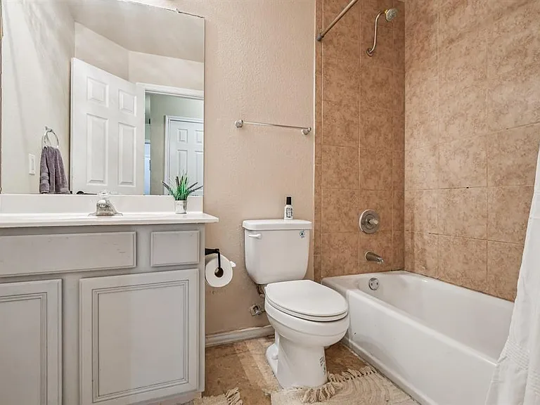 3308 Ross Cv — Photo 24