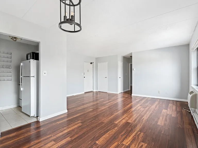 300 Lookout Ave #C4 — Photo 4