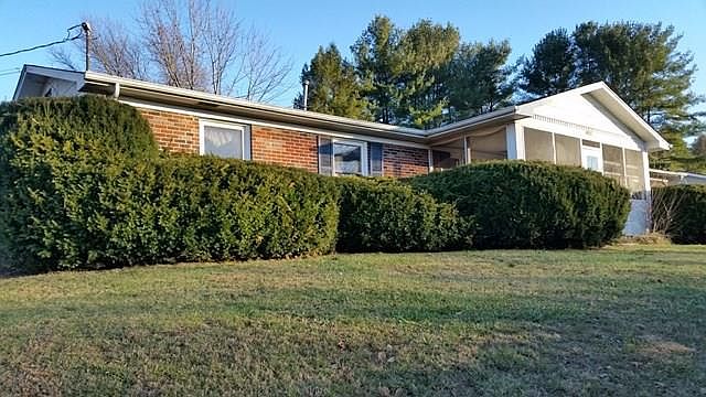 1st image of 23367 Four Seasons Dr