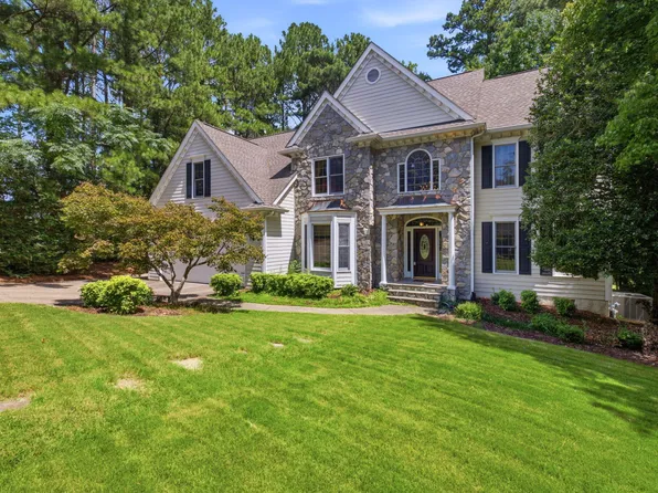 202 Montford Hall Ct, Cary, NC 27519