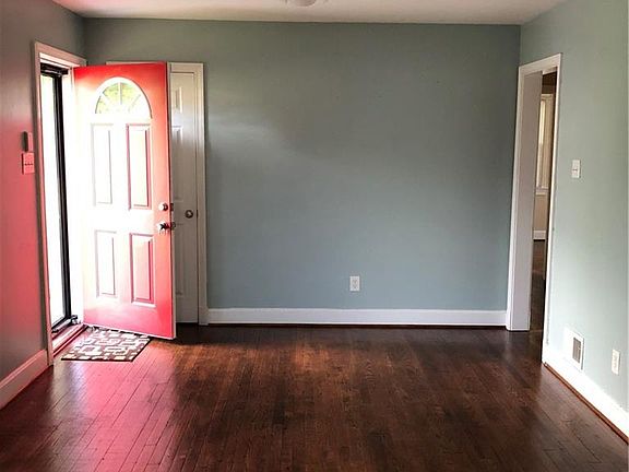 3rd image of 3612 Hargrove Ave