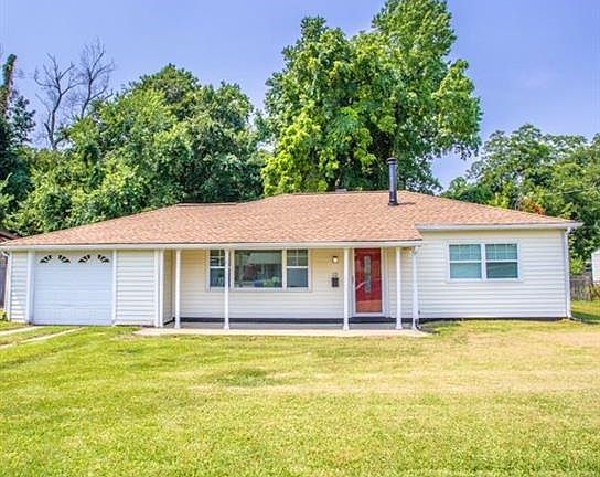 2nd image of 12 Cottage Ln