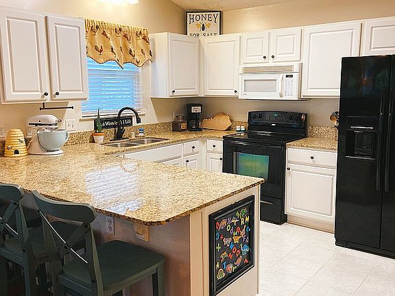 5th image of 6546 Waterford Pl