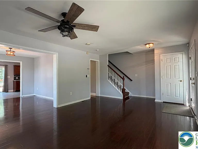 1334 Easton Rd — Photo 4
