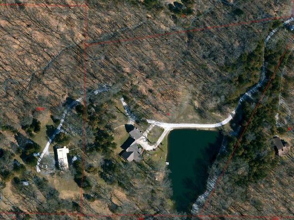 7114 W River Oaks Rd, Columbia, MO 65203