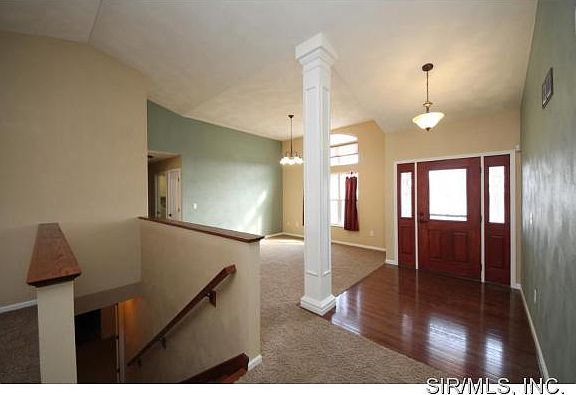 5th image of 9605 Winchester St