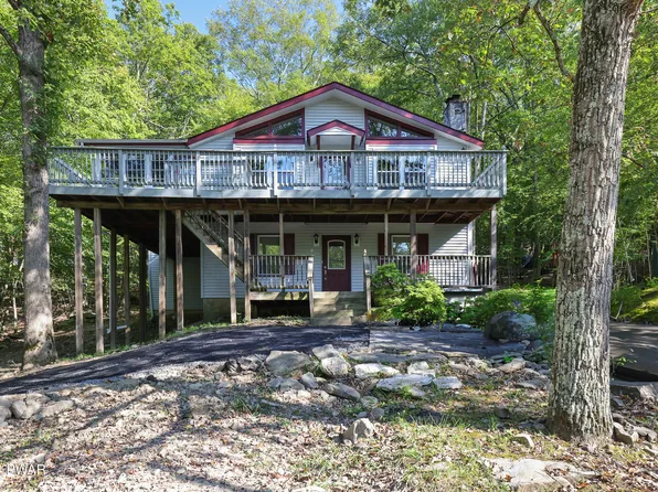 170 Regent St, Bushkill, PA 18324