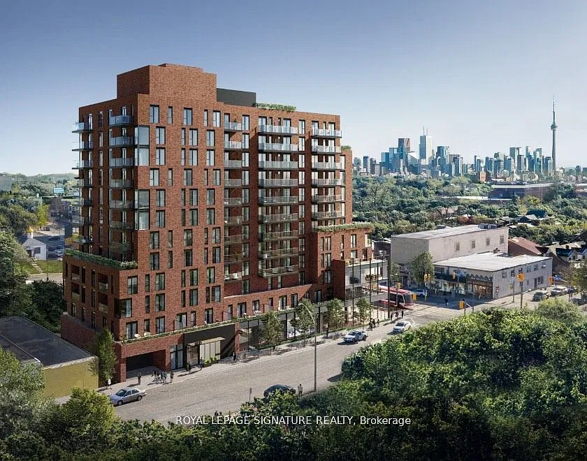 900 St. Clair West Condos — Photo 1
