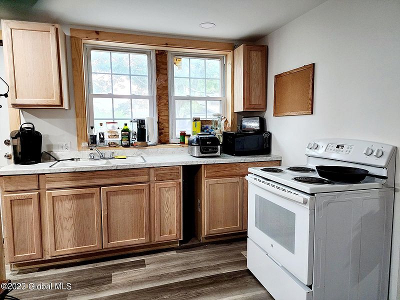 4th image of 109 Warners Lane