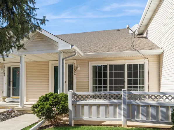 4425 Mills Civic Pkwy Unit 1502, West Des Moines, IA 50265