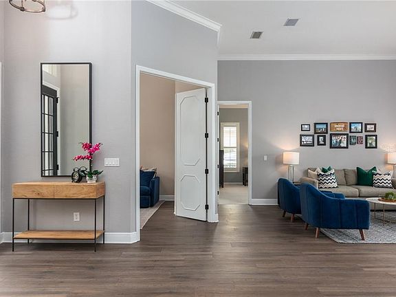 5th image of 6416 Renwick Cir