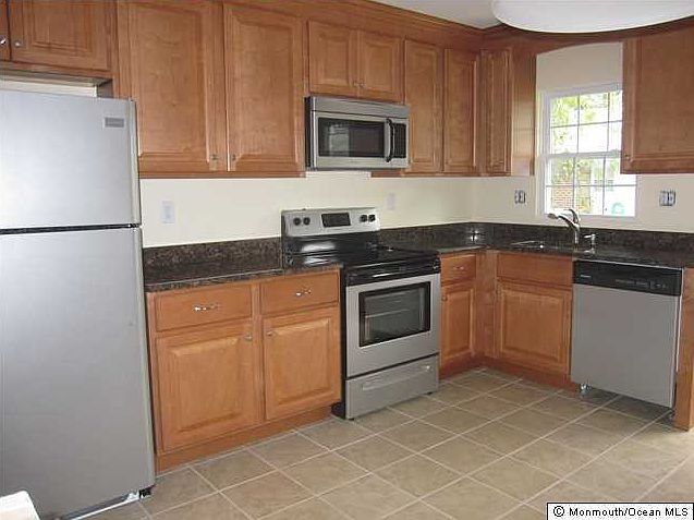 1st image of 981 Aberdeen Drive #C