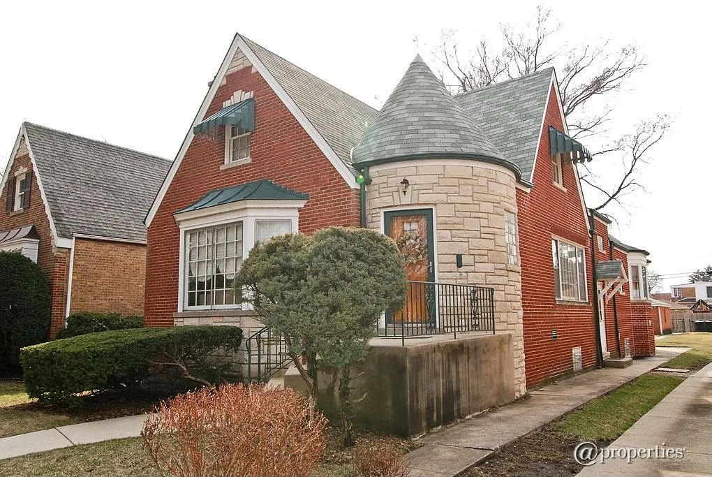 1710 N Sayre Ave photo 1