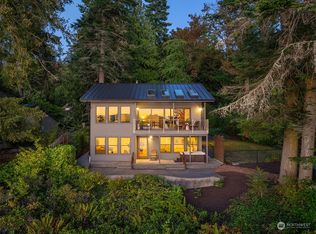 11665 Sunset Ave NE, Bainbridge Island, WA 98110