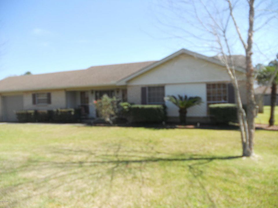 1st image of 290 Lark Dr