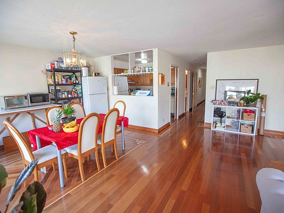 5th image of 416 32nd Ave Room 416-2