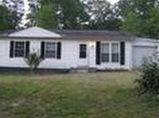 75 Middle Coach Rd, Hurricane, WV 25526