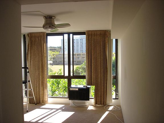 5th image of 5080 Likini St #South315