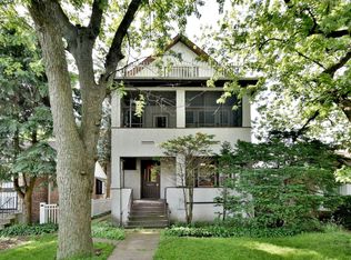5825 N Rogers Ave, Chicago, IL 60646