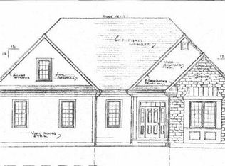 8 Redtail Ln, Carver, MA 02330