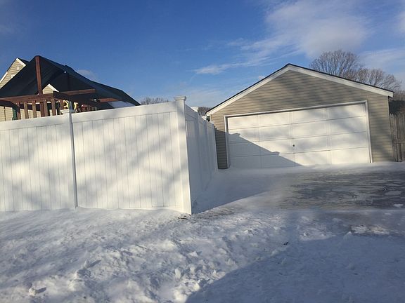 2nd image of 123 N Suffolk Ave