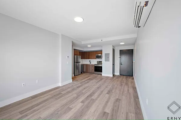 Rented by ERNY LLC | media 2