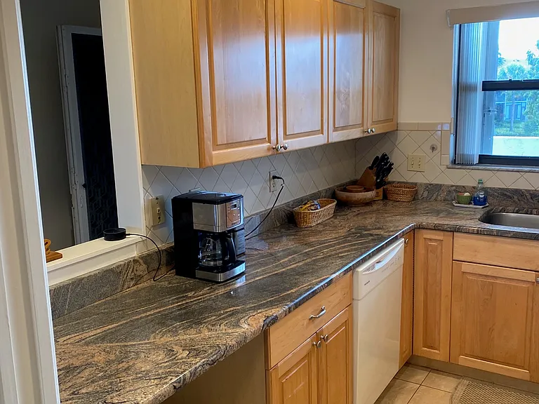 6142 SE Landing Way #15 — Photo 17