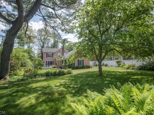 2 High St, Tewksbury Twp., NJ 07979