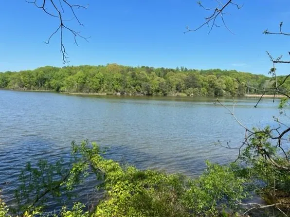 102 Nokomis Ln, Heathsville, VA 22473