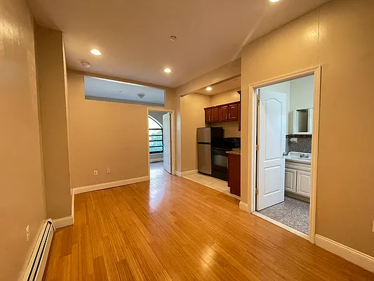 Rented by Best Apartments North Inc | media 17