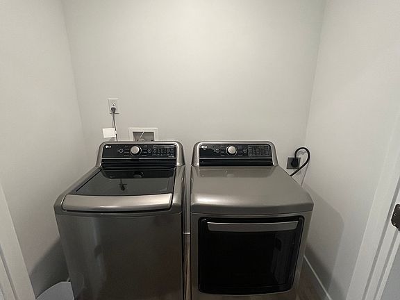 4th image of 942 E Jack Dr