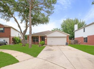 17538 S Summit Canyon Dr, Houston, TX 77095