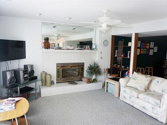 5th image of 12 Emerald Ln