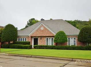 6 Old Delmonte Dr, Little Rock, AR 72212