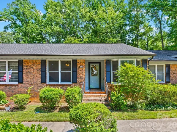 105 David Ct, Fort Mill, SC 29715