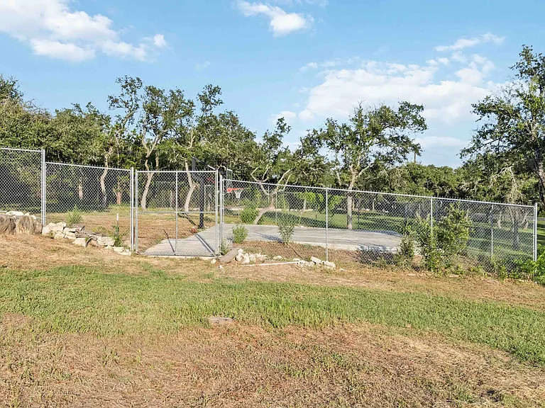 27481 Smithson Valley Rd — Photo 28