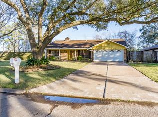 4319 Lariat Dr, Baytown, TX 77521