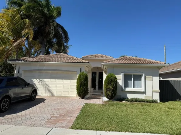 9121 SW 208th Ter, Cutler Bay, FL 33189