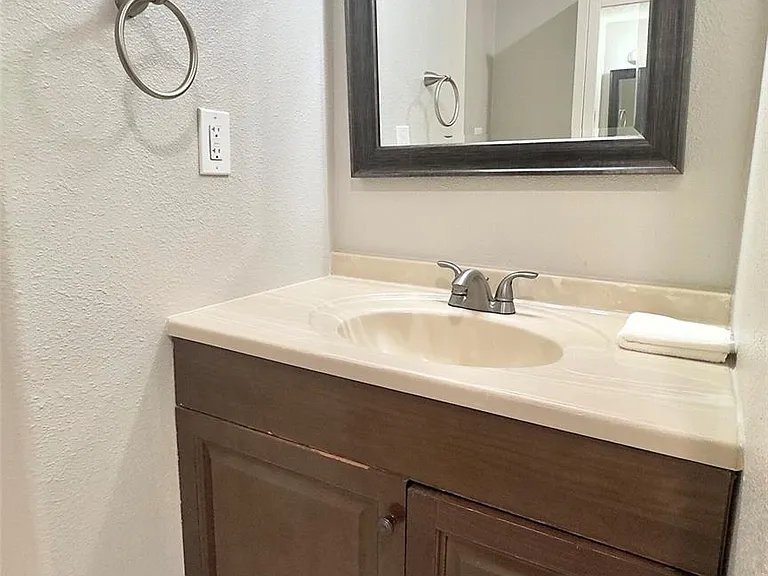 1418 Murrayhill Dr — Photo 21
