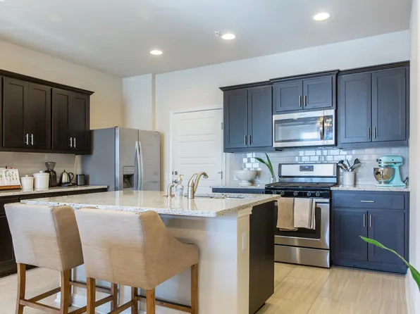 6814 E Riverside Dr #54, Austin, TX 78741