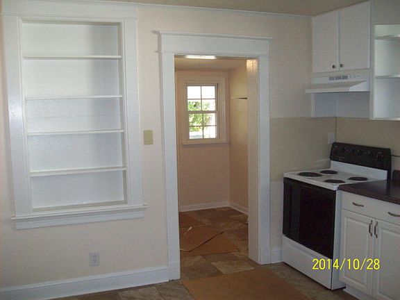 5th image of 417 Moir St