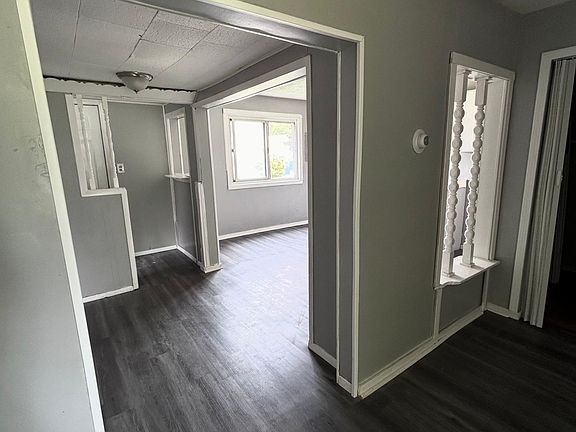 2nd image of 32235 Hillsdale Ct