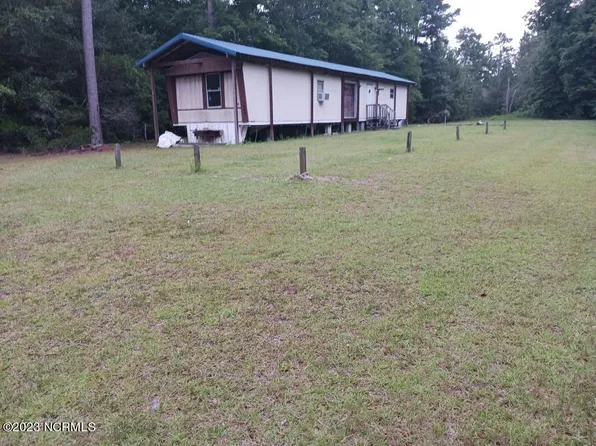 1565 Green Lewis Road SE, Bolivia, NC 28422