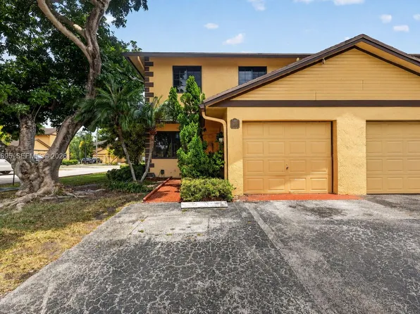 1130 NE 210th Ter, Miami, FL 33179