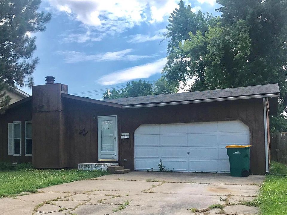 1st image of 39 Briarcliff Dr
